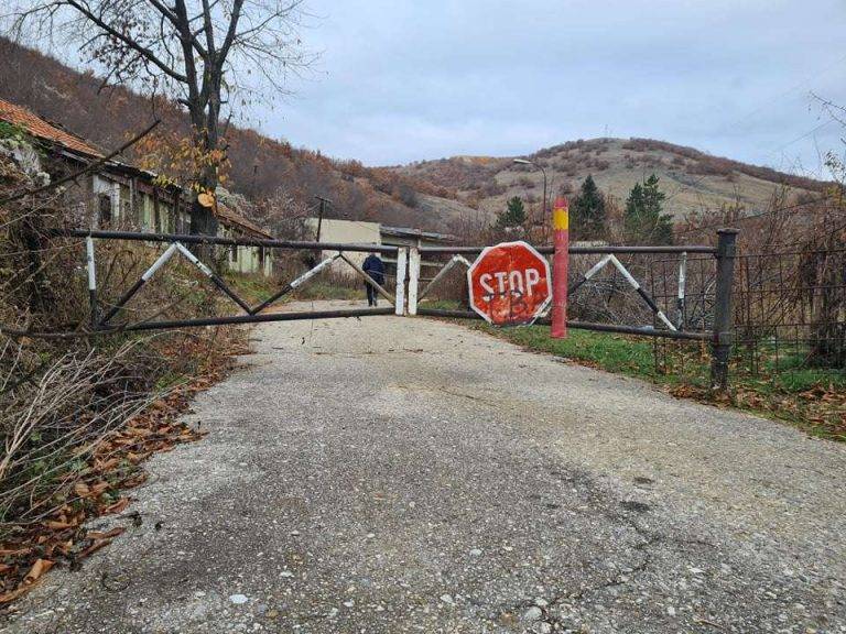 Kişnica’nın 150 Madencisi Greve Girdi