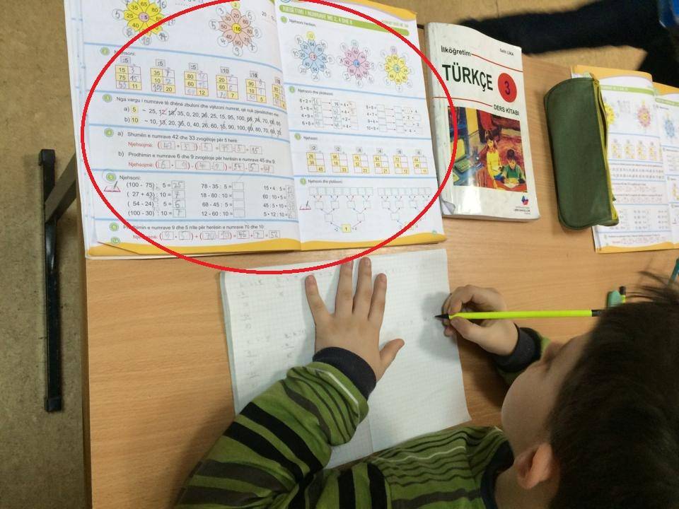 Öğrenciler Hala Kitap Bekliyor