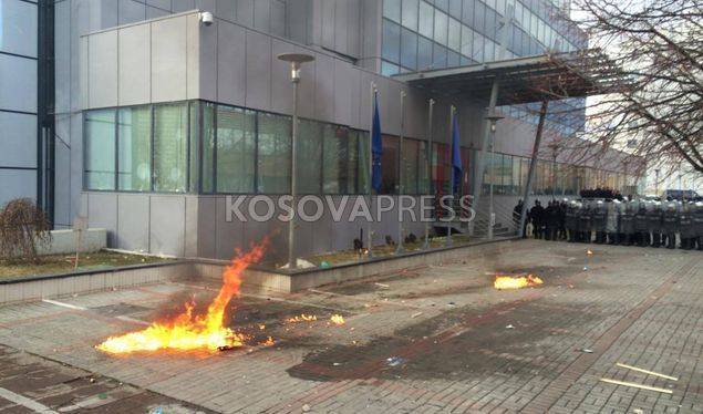 KMDLNj: Molotof ile Saldırılar Cezalandırılmalı