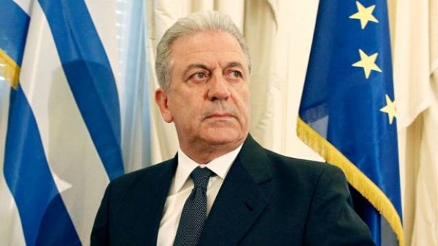 AB Komiseri Ocak Ayında Kosova'yı Ziyaret Edecek