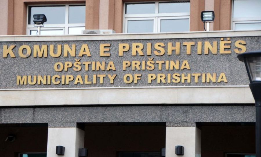 Priştine Belediyesi, Yaz Yoğunluğu Nedeniyle Çalışma Saatlerini Uzattı
