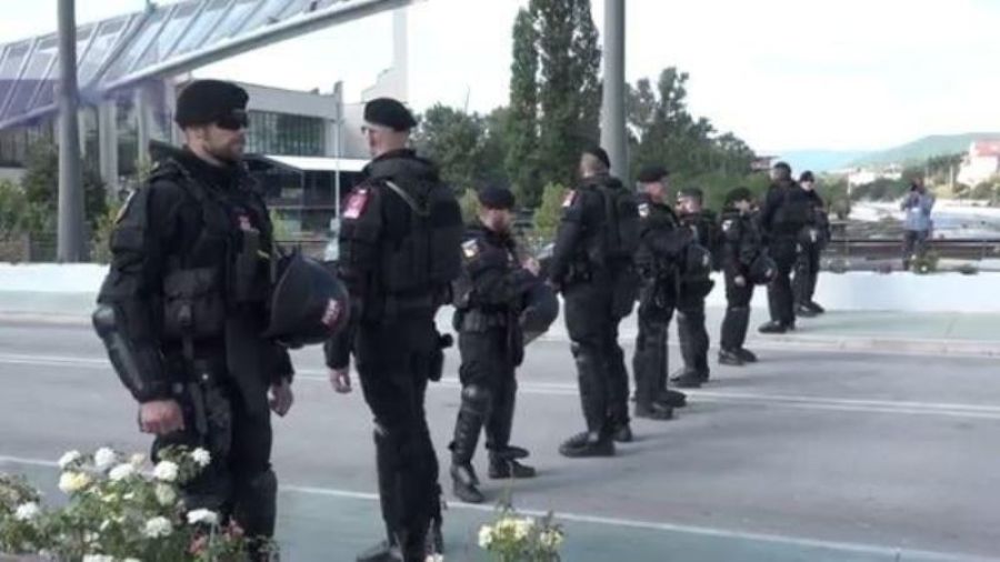KFOR Birlikleri, İbre Köprüsünde Bir Kordon Oluşturdu