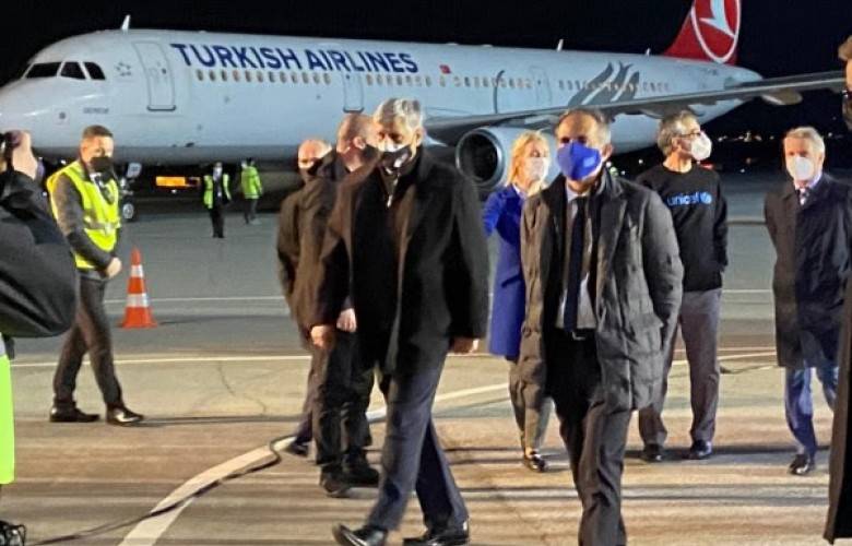 Kosnett, Kosova’ya İlk Aşı Kontenjanının Gelmesini Selamladı