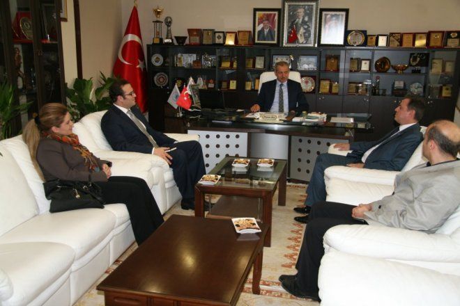 Kosova Başkonsolosu Adapazarı'nı Ziyaret Etti