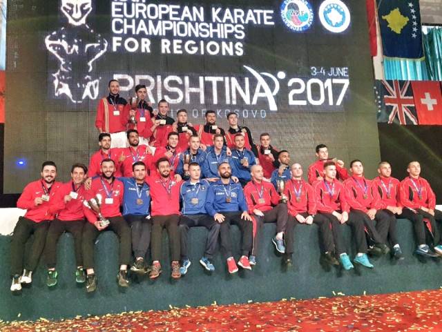 Kosova'da Zirve Türkiye'nin