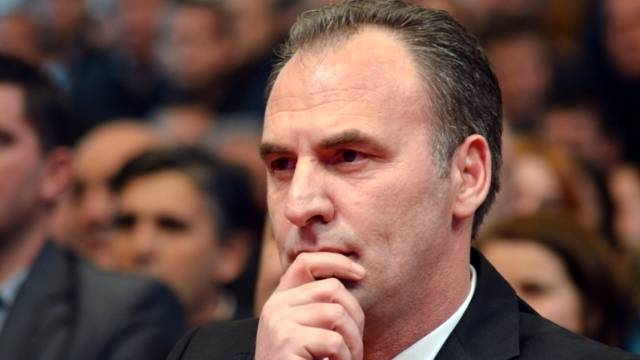 Kosova Çökmek Üzere