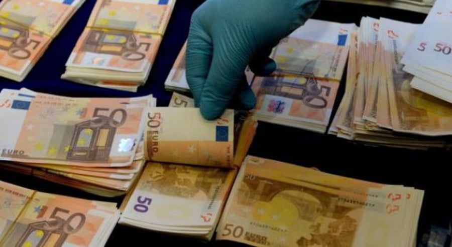 Priştine’de Bir Bankaya Sahte Para Yatırıldı