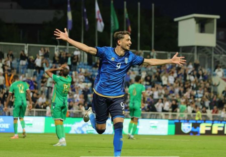 Rrahmani, Komorlar'a Karşı Üç Gol Attı