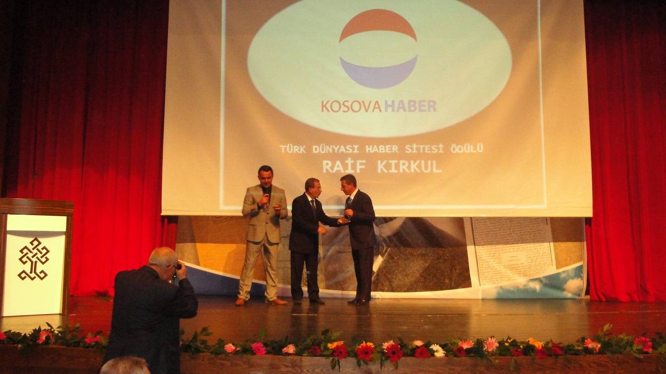Kosovahaber'e Türk Dünyası Haber Sitesi Ödülü Verildi