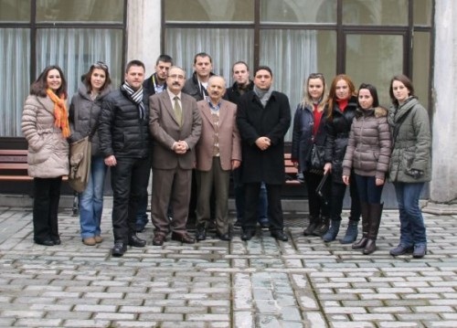 Kosovalı Öğrenciler İstanbul'da Yazı Kursunda
