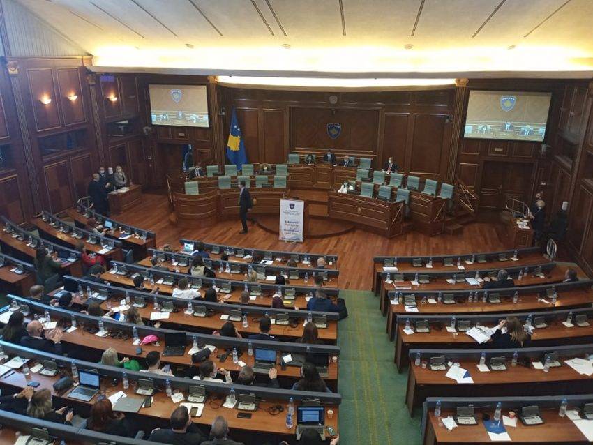 Kosova Meclisi’nin Bugünkü Oturumunda 24 Gündem Maddesi Bulunuyor