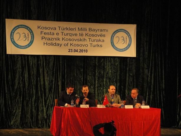 Kosova Türkleri Kutlamları Priştine'de Panel İle Başladı