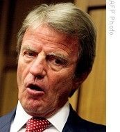 Kouchner: Sırbistan Kosova Sorununu Çözsün
