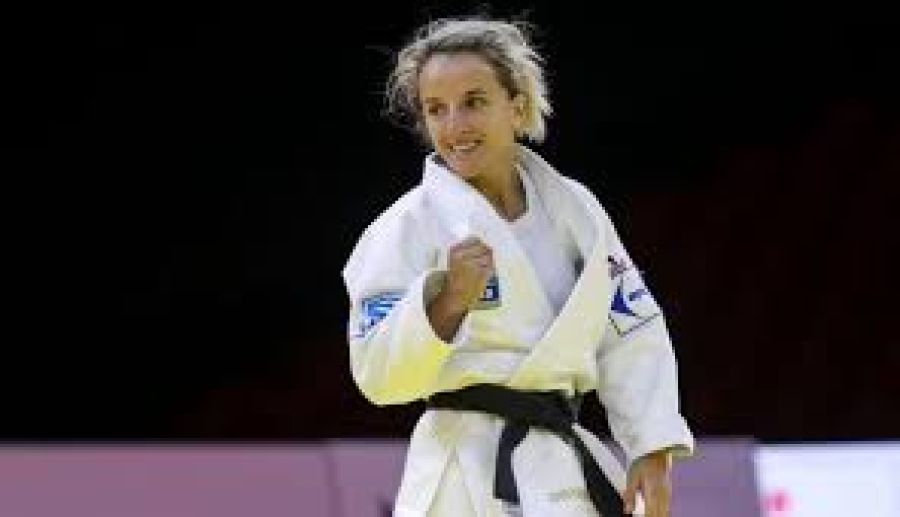 Distria Krasniqi, Paris’ten Kosova’ya Altın Madalya Getiriyor