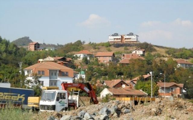 Sırplar Kuzeyde Evlerin İnşasını Engelliyor