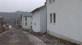 Kroi Vitakut Sakinleri Köylerine Dönebilmekten Memnun