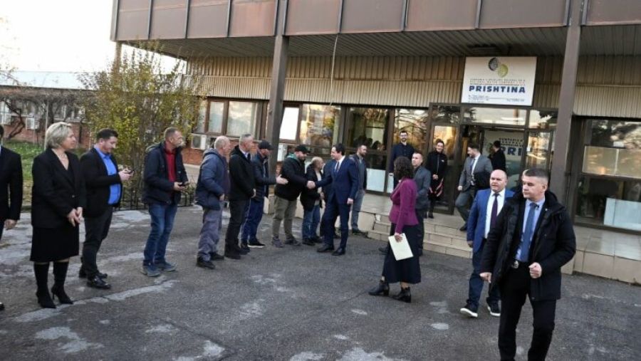 Başbakan, İki Kamu Su Şirketini Ziyaret Etti