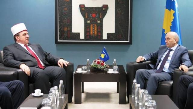 Başbakan Mustafa Dini Toplulukların Rolünü Yapıcı Olarak Değerlendirdi