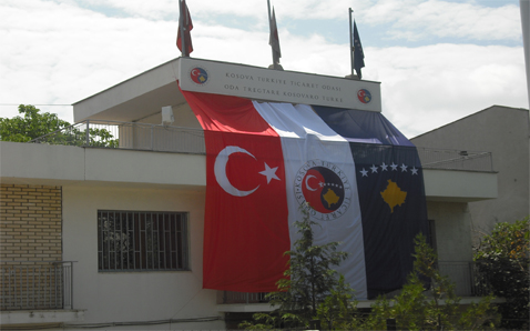 Priştine'de "Global Ekonomide Uluslararası Trendler ve Kosova'nın Konumu" Konferansı