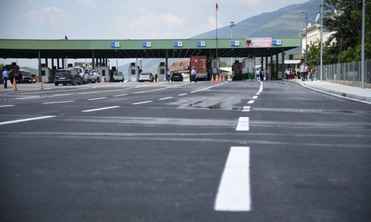 Morina Sınır Kapısı'nda Rekor Yoğunluk: Temmuzda 1,36 Milyondan Fazla Giriş-Çıkış