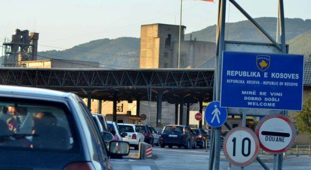 Kosova-Arnavutluk Sınırında Temmuzda 1 Milyon Üzerinde Giriş Çıkışlar