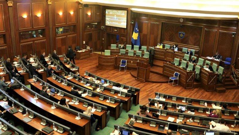 UÇK Savaşı Değerlerinin Korunması Kanun Tasarısı Oylanamadı