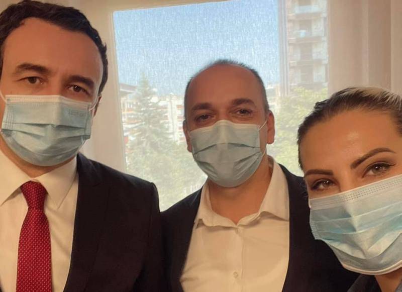 Balje, Kurti ve Haskuka Görüşmesi