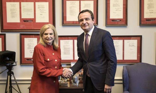 Kurti, Amerika Kongre Üyesi Maloney ile Görüştü
