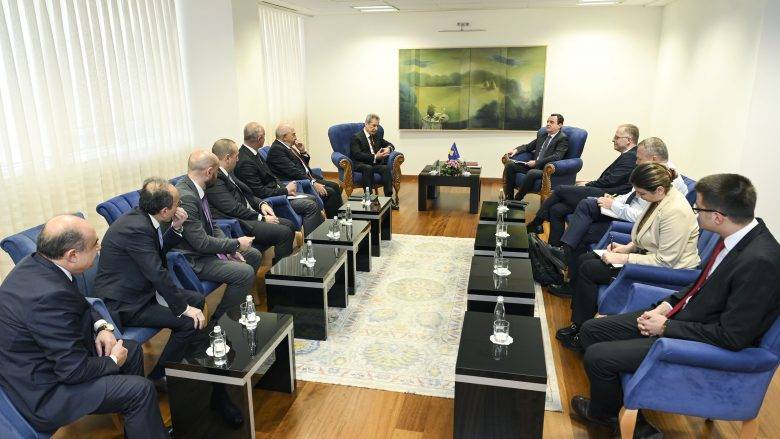 Başbakan Kurti, Türk Şirketleri ‘Çalık’ ve ‘Limak’-ın Yöneticilerini Kabul Etti