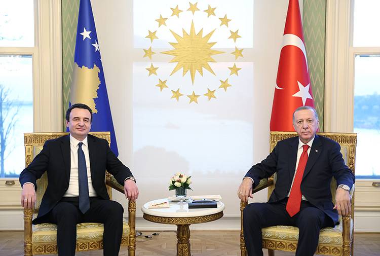 Cumhurbaşkanı Erdoğan, Kosova Cumhuriyeti Başbakanı Kurti'yi Kabul Etti