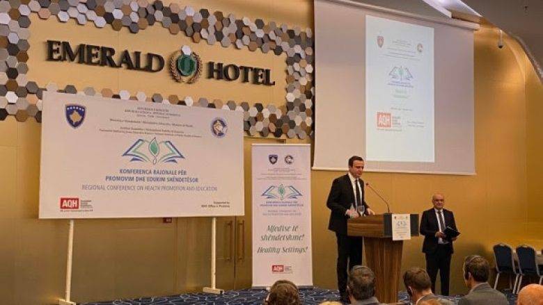 Kurti: Kosova'nın Temel Sorunu Kronik Hastalıkların Önlenmesini Teşvik Etmektir