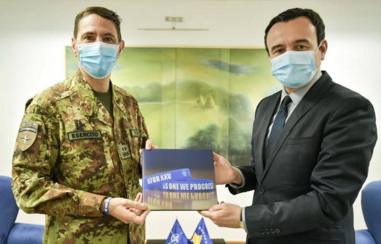 Kurti, KFOR Komutanını Veda Görüşmesinde Kabul Etti