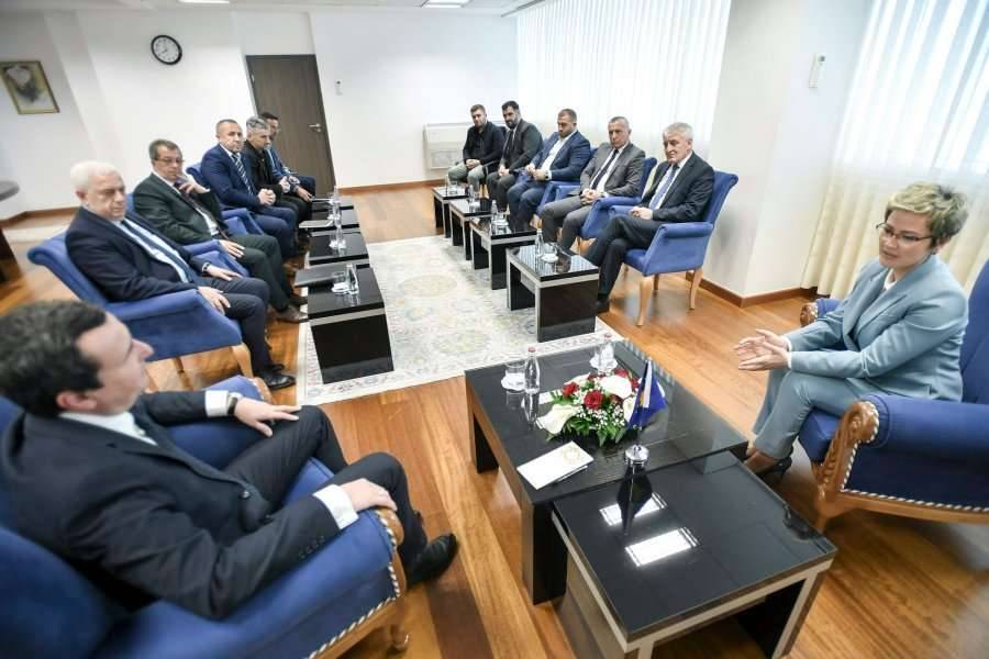 Kurti, Preşova Vadisi Arnavutlarından Siyasi Birlik İstiyor