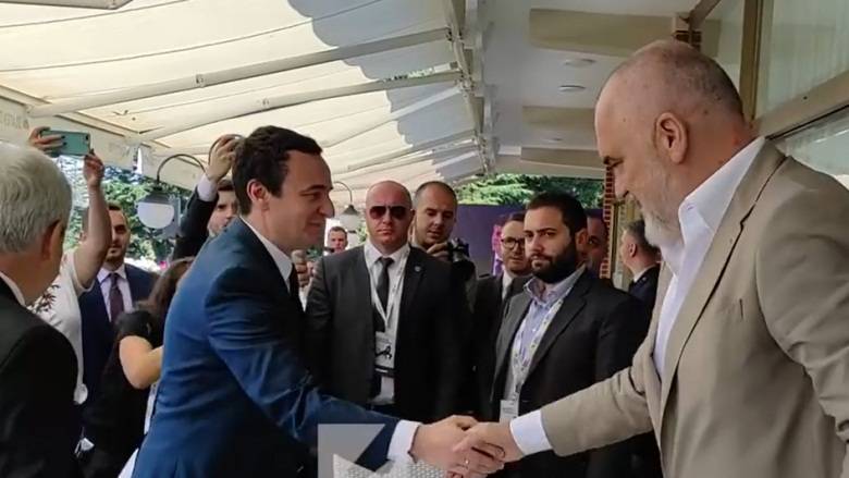 Kurti, Prespe’de Rama ve Ahmeti ile Bir Araya Geldi