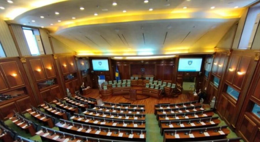 Bomba Alarmı Nedeniyle Oturum Saat 20:00’ye Ertelendi