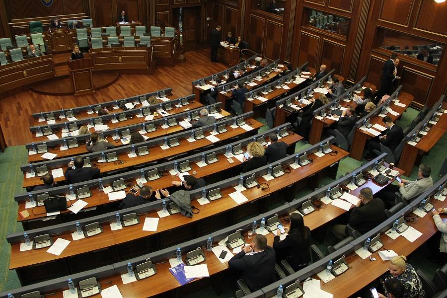 Meclis, 4 Kamu Üniversitesinin Tüzüklerini Onadı