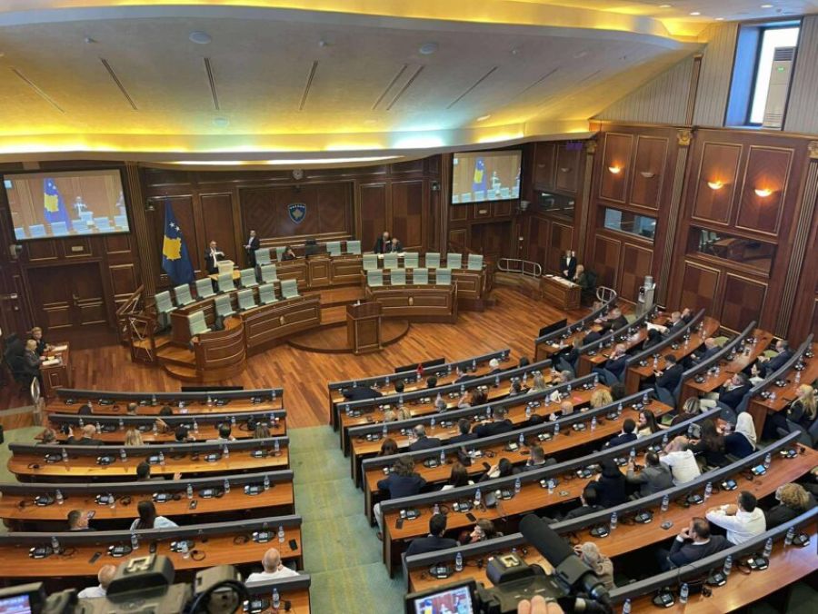 Sırp Topluluğu Başkan Yardımcısı Seçimi Kosova Meclisi’nde Bloke Edildi