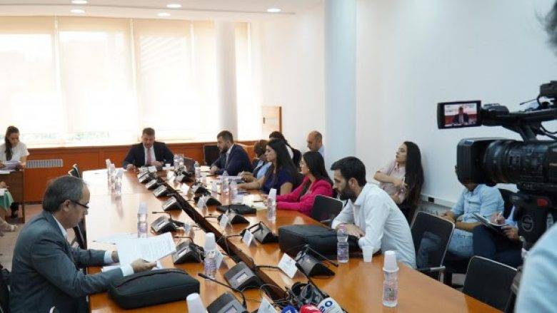 Bütçenin Gözden Geçirilmesi Transferler Komisyonu’ndan da Geçti