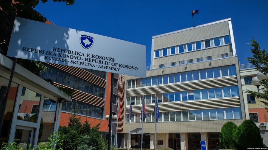 Meclis'in Onayını Bekleyen 1 Milyar Euro'dan Fazla Fon Rehin    