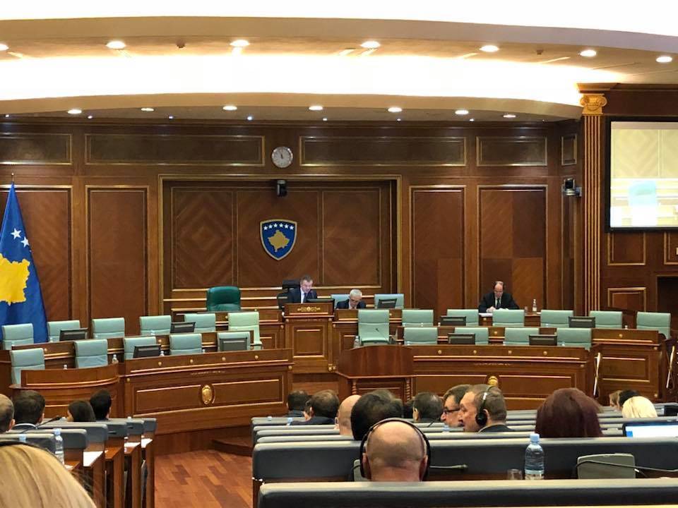 Meclisin Yarınki Oturumu Ertelendi
