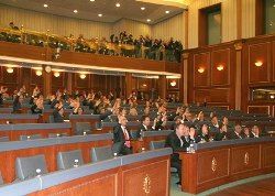 Polislerin Yaralandığını Bakan Rexhepi de Doğruladı