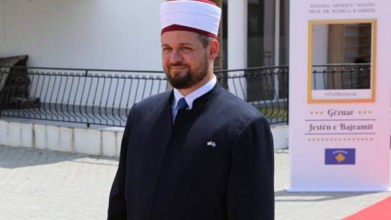 İmam Maliqi, Başbakan Kurti’den Okullarda Başörtüsü Yasağını Kaldırmasını İstiyor