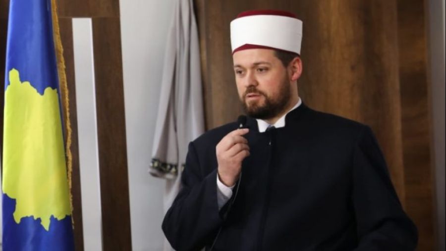 İpek'teki Başörtülü Kız Bugün Okul Sıralarına Dönecek