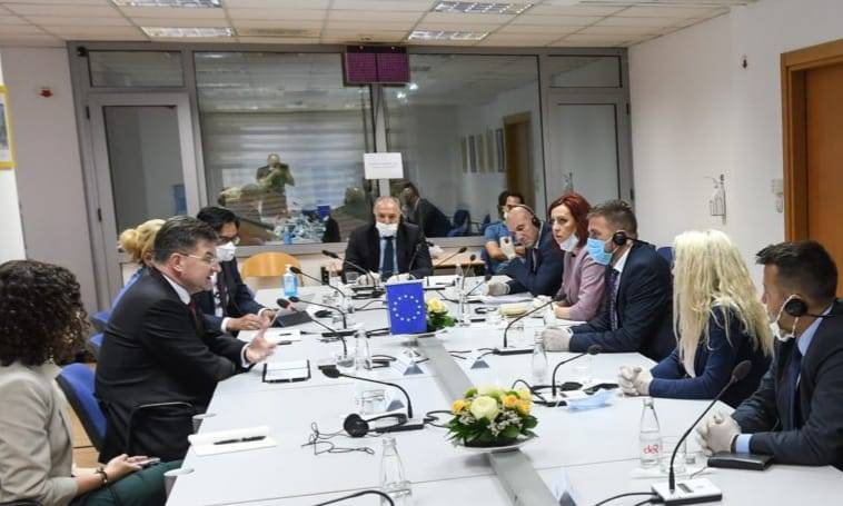 Lajçak Topluluklar Milletvekilleri İle Görüştü