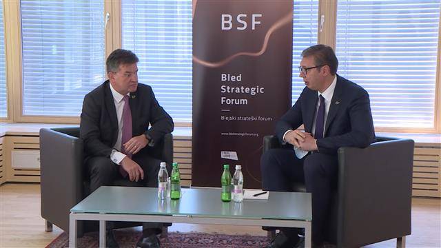 Sırbistan’ın AB’ye Katılımı Kosova’ya Bağlı