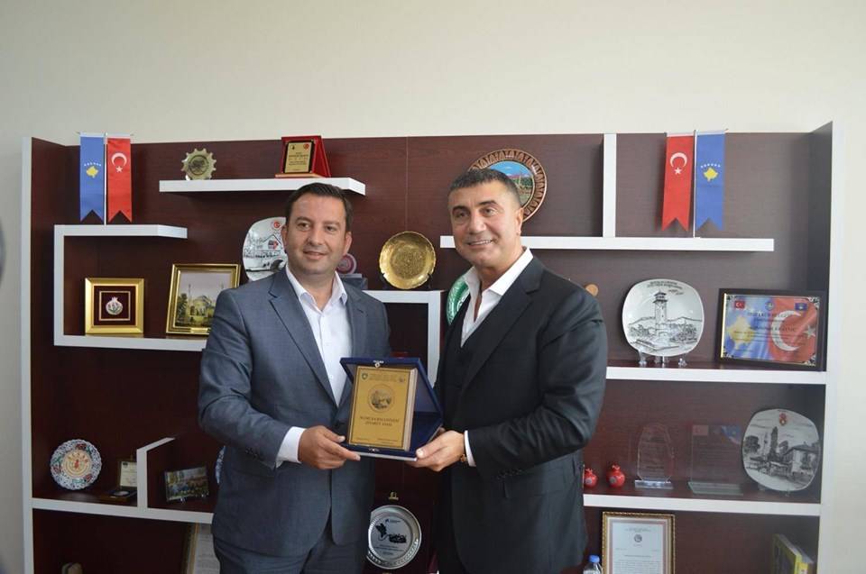 Sedat Peker’den Mamuşa’ya 50 Bilgisayar