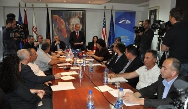 LDK Genel Kurulu Mustafa'nın Meclis Başkanlığı Adaylığını Onayladı