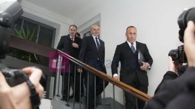 Blok Feshedilmeye Çok Yakın