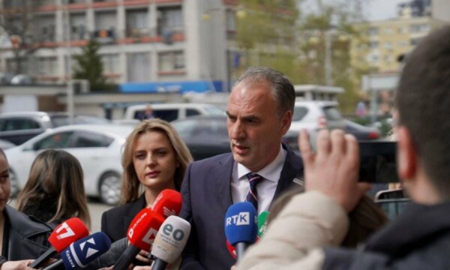 Limaj Oturumdan Sonra, Kurti ile Müzakerelerden Bahsedeceğini Açıkladı