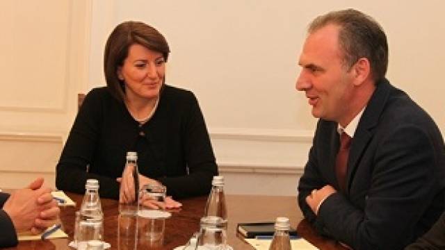 Limaj: PDK ile Bir Araya Gelmeye Karşıyız, Çözüm Gelecektir